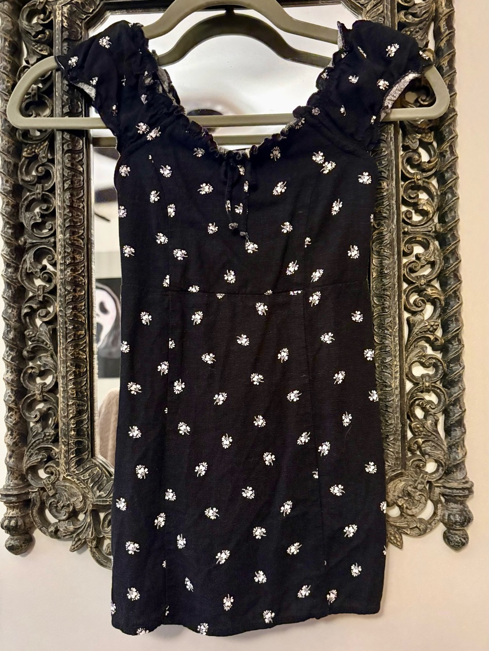 art class Black Floral Casual Girls Dress with White Flower Print